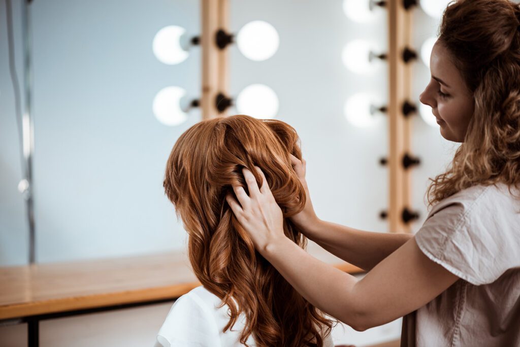 couleurs de cheveux les plus tendances de l'été 2025
