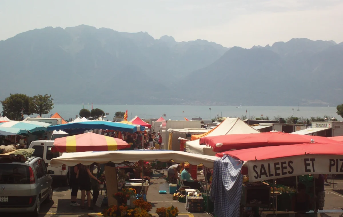 Place du Marché de Vevey au bord du Léman