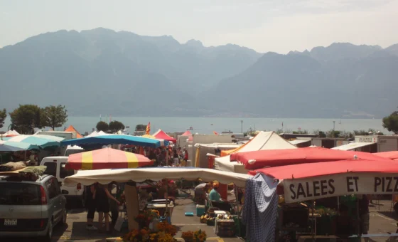 Place du Marché de Vevey au bord du Léman