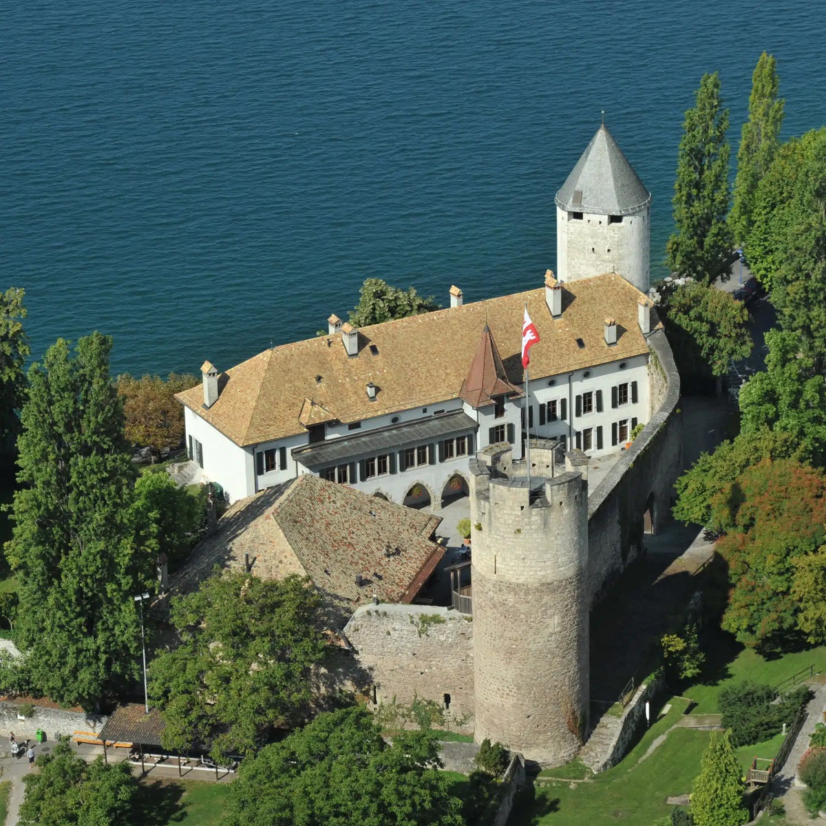 Le Musée suisse du jeu à La Tour-de-Peilz