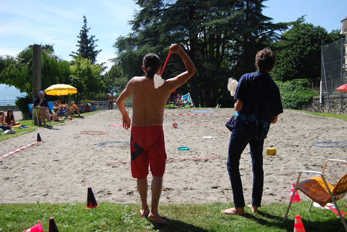 Tournoi de lancer de tapettes à mouche le 8 juin à la piscine de Vevey-Corseaux