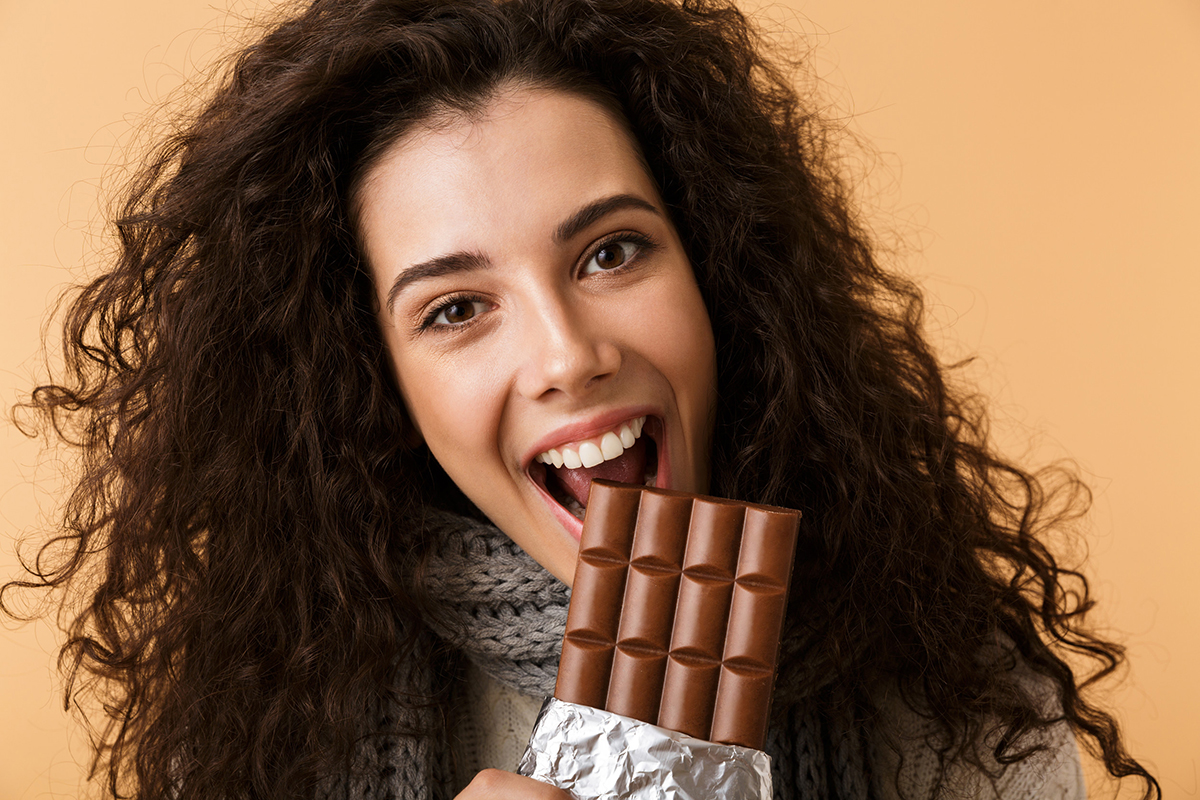 Le chocolat noir plus gras que le chocolat au lait ? On vous dit tout