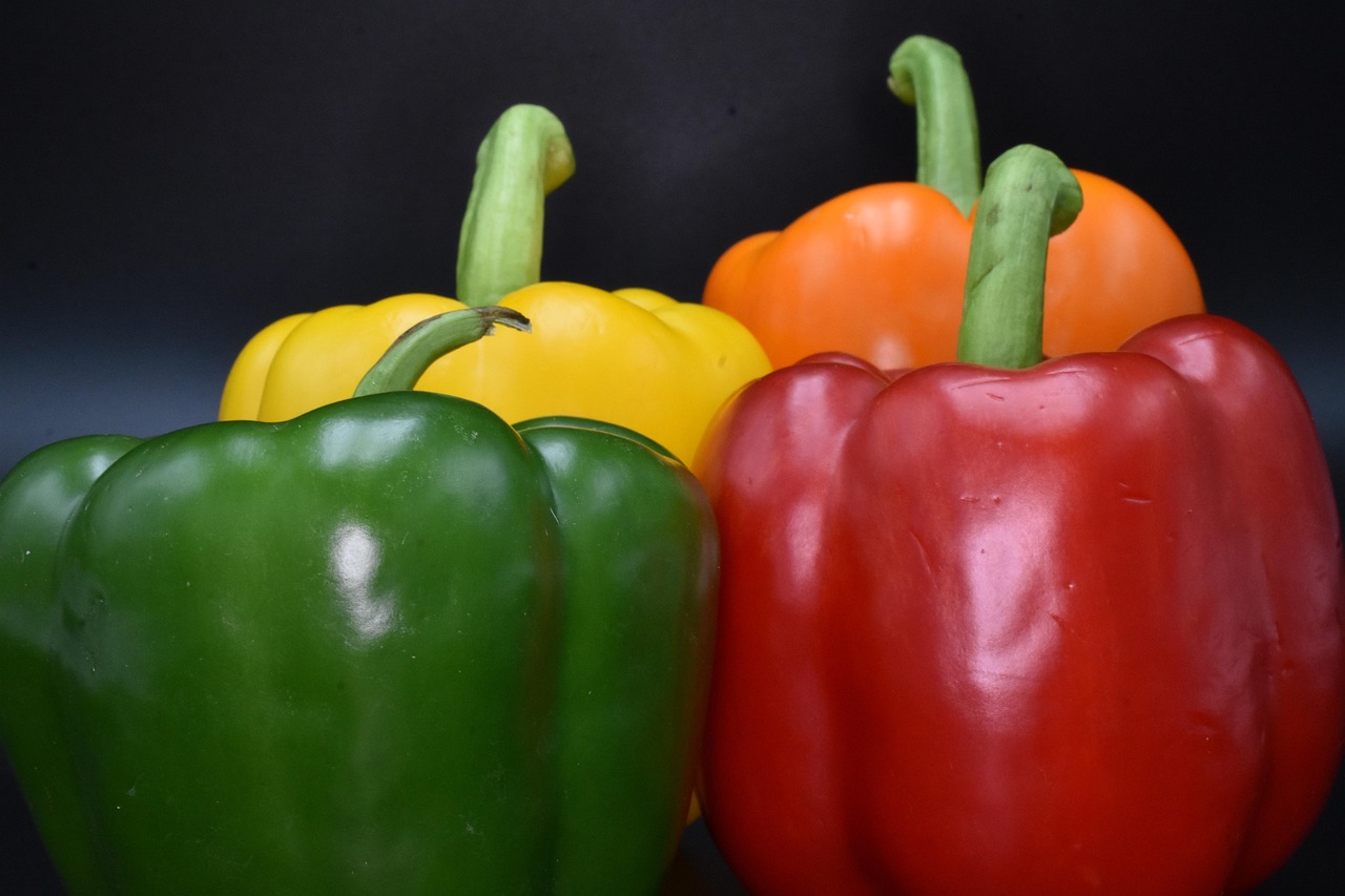 Poivron jaune, rouge ou vert : pourquoi ces légumes d’été boostent votre santé et vos recettes !