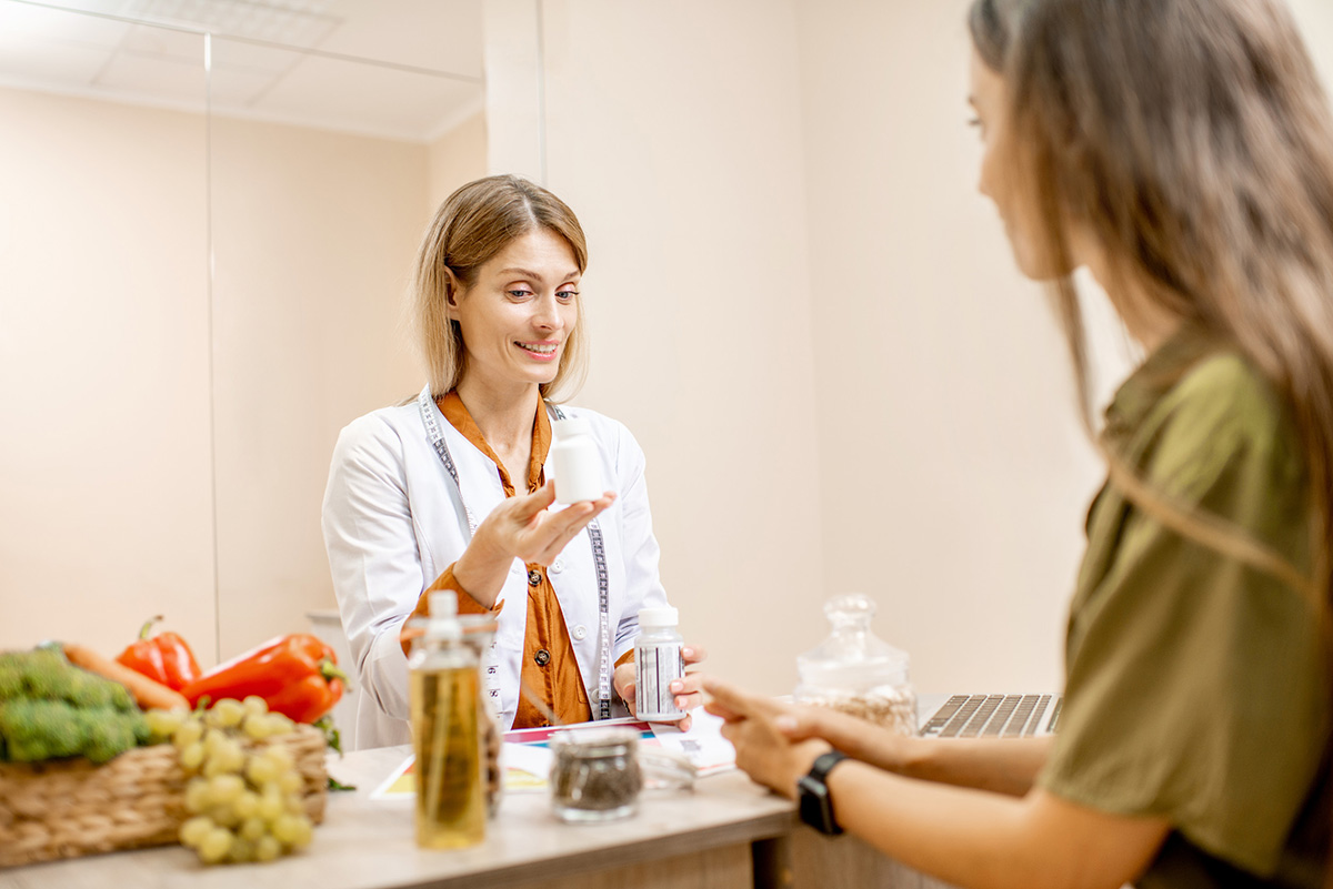 Combien gagne un auxiliaire de santé en Suisse ? Toutes les infos