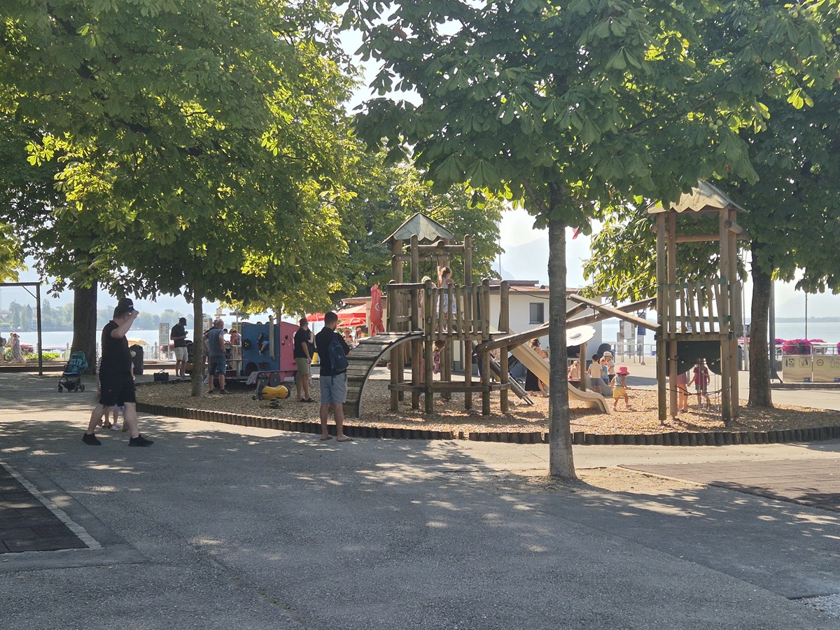 La place de jeux du Jardin du Rivage à Vevey