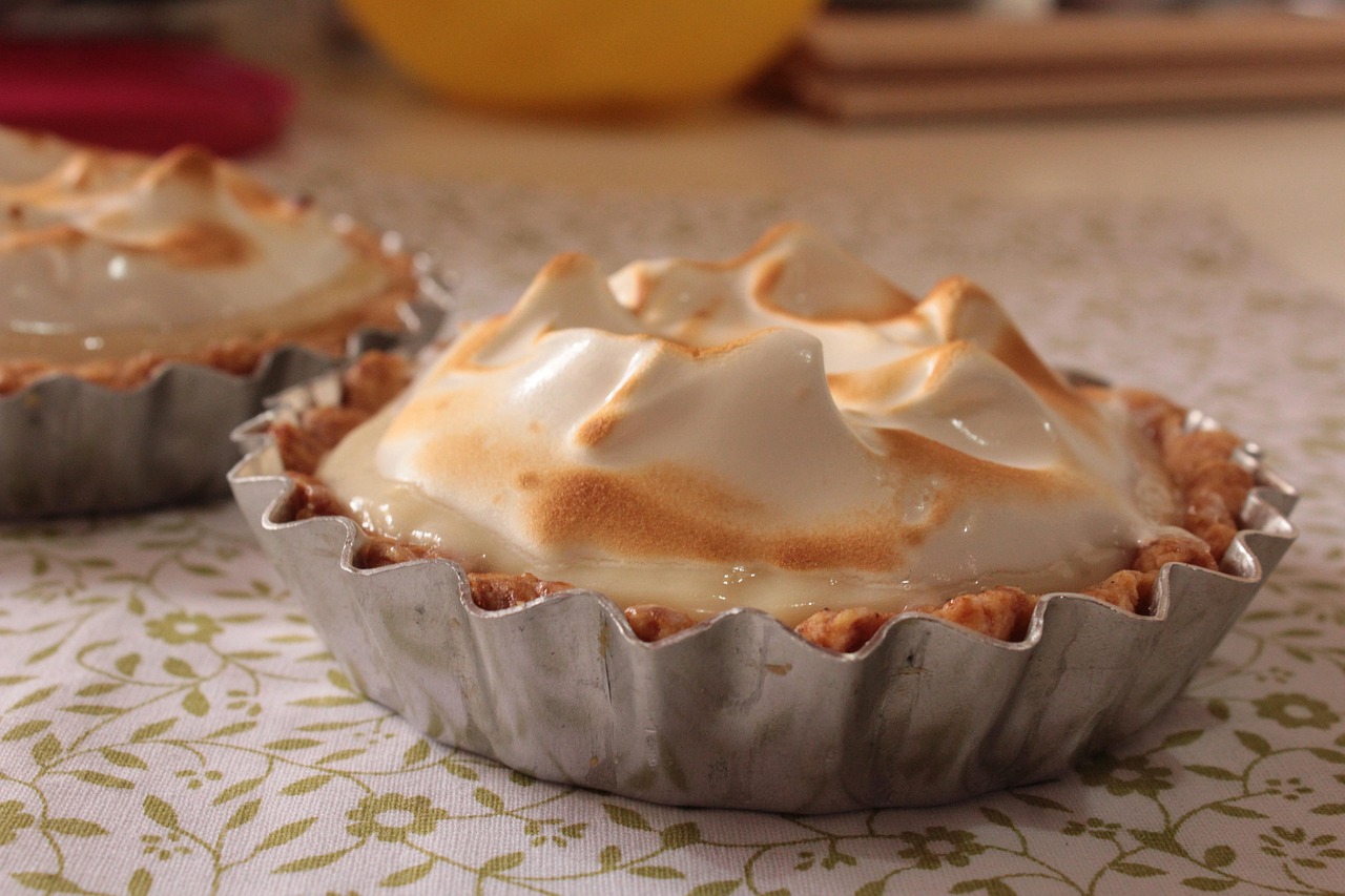 Tartelettes au citron meringuées : la recette maison qui fait fondre petits et grands