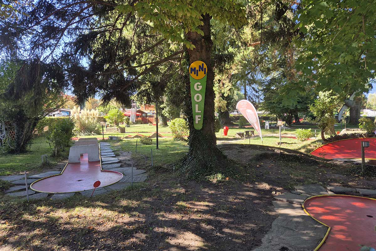 Le Minigolf de l’Ouchettaz à Villeneuve