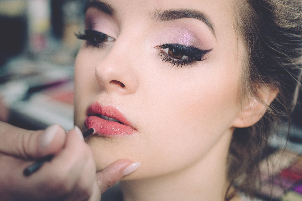 Make-up : Offrez-vous le regard « Yeux de Chat » le plus glamour